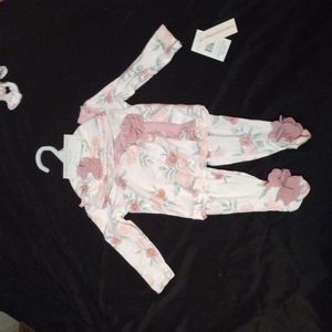 Infant outfit